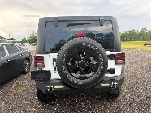 Used 2017 Jeep Wrangler Unlimited Sport AWD/4WD image 6