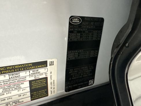 Used 2023 Land Rover Defender 110 X-Dynamic SE AWD/4WD image 19