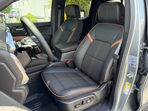 New 2026 GMC Canyon AT4 AWD/4WD image 13