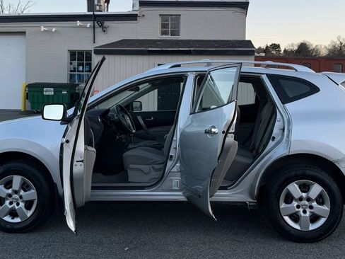 Used 2014 Nissan Rogue S w/ Convenience Package AWD/4WD image 10