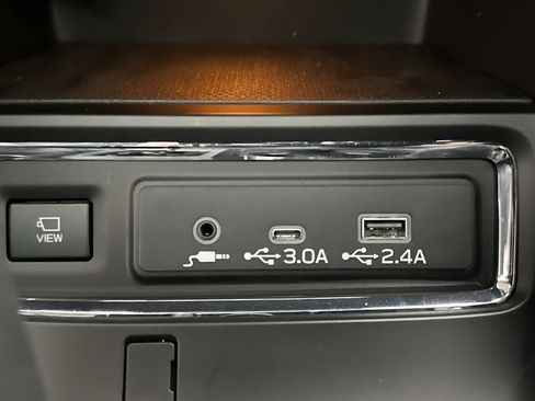 New 2026 Subaru Ascent Limited image 43