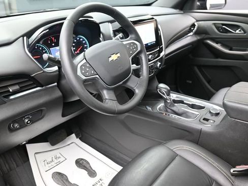 Used 2023 Chevrolet Traverse LT w/ LT Premium Package image 14