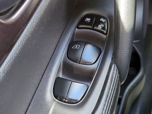 Certified 2022 Nissan Rogue Sport S image 22