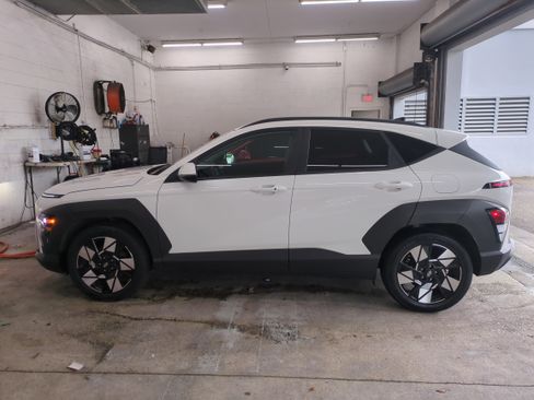 Used 2025 Hyundai Kona SEL image 7