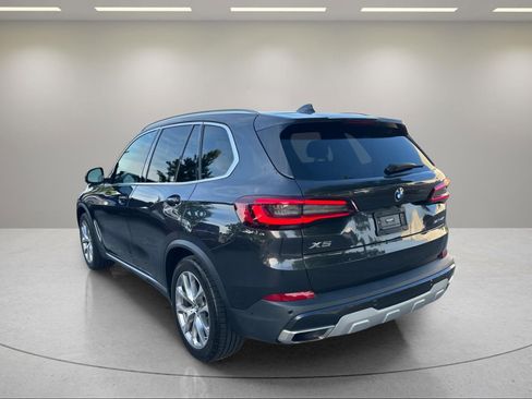 Used 2022 BMW X5 sDrive40i w/ Premium Package RWD image 3