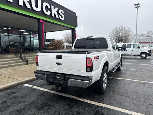 Used 2016 Ford F250 Lariat w/ Chrome Package image 8