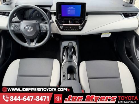 Used 2026 Toyota Corolla LE image 13