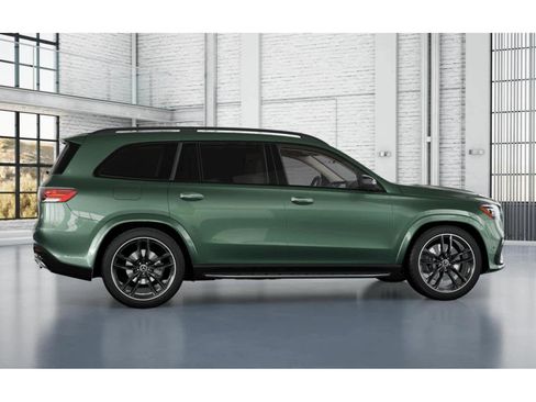 New 2026 Mercedes-Benz GLS 580 4MATIC image 16