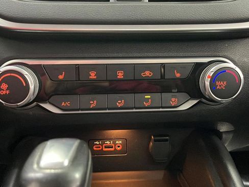 Used 2021 Nissan Altima 2.5 SR w/ SR Premium Package FWD image 18