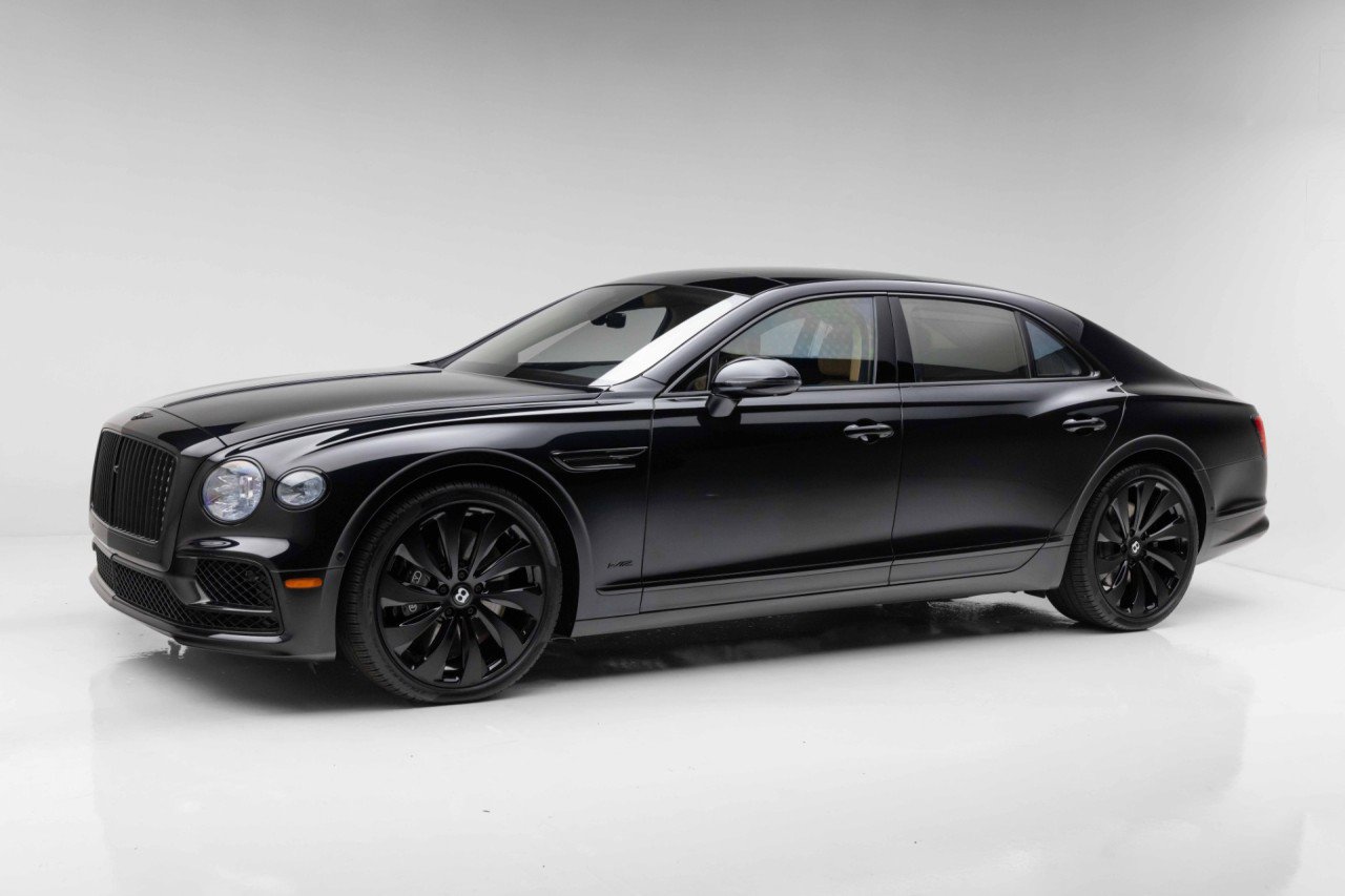 Used 2022 Bentley Flying Spur W12 AWD/4WD image 17