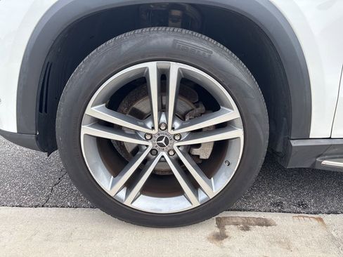 Used 2022 Mercedes-Benz GLE 350 4MATIC w/ Premium Package image 12