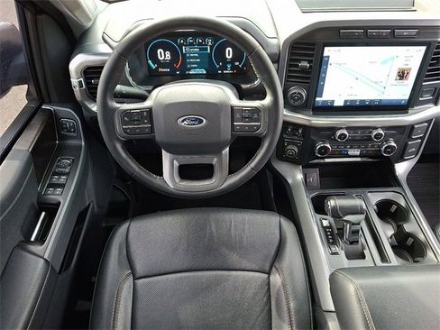 Used 2022 Ford F150 Lariat w/ Tow Technology Package image 11