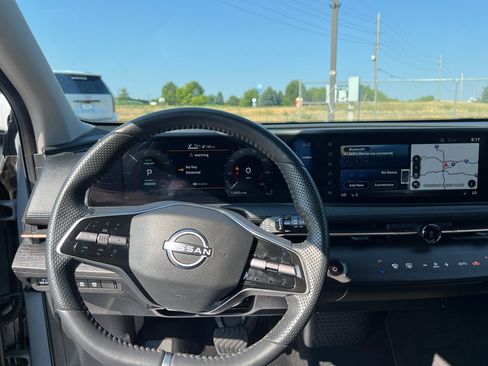 Used 2025 Nissan Ariya AWD image 20