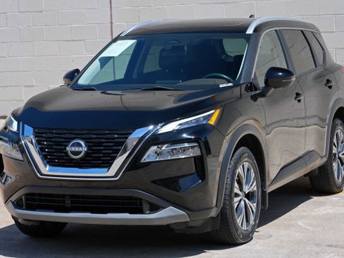 Used 2023 Nissan Rogue SV w/ SV Premium Package FWD image 43