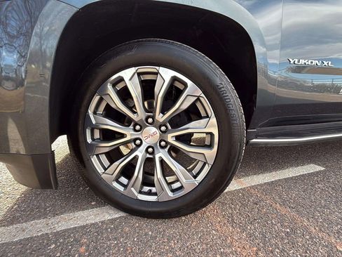 Used 2019 GMC Yukon XL SLT w/ Open Road Package image 25