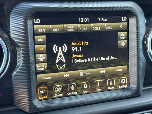 Used 2023 Jeep Wrangler Rubicon 392 image 22