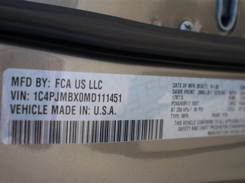 Used 2021 Jeep Cherokee Trailhawk w/ Trailer Tow Group image 29