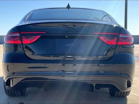 New 2024 Jaguar XF R-Dynamic SE image 4