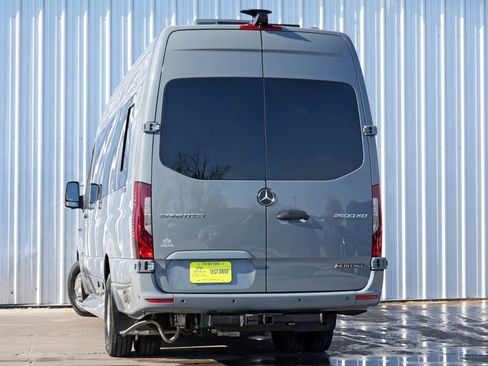 Used 2023 Mercedes-Benz Sprinter 3500 w/ Parking Package image 6