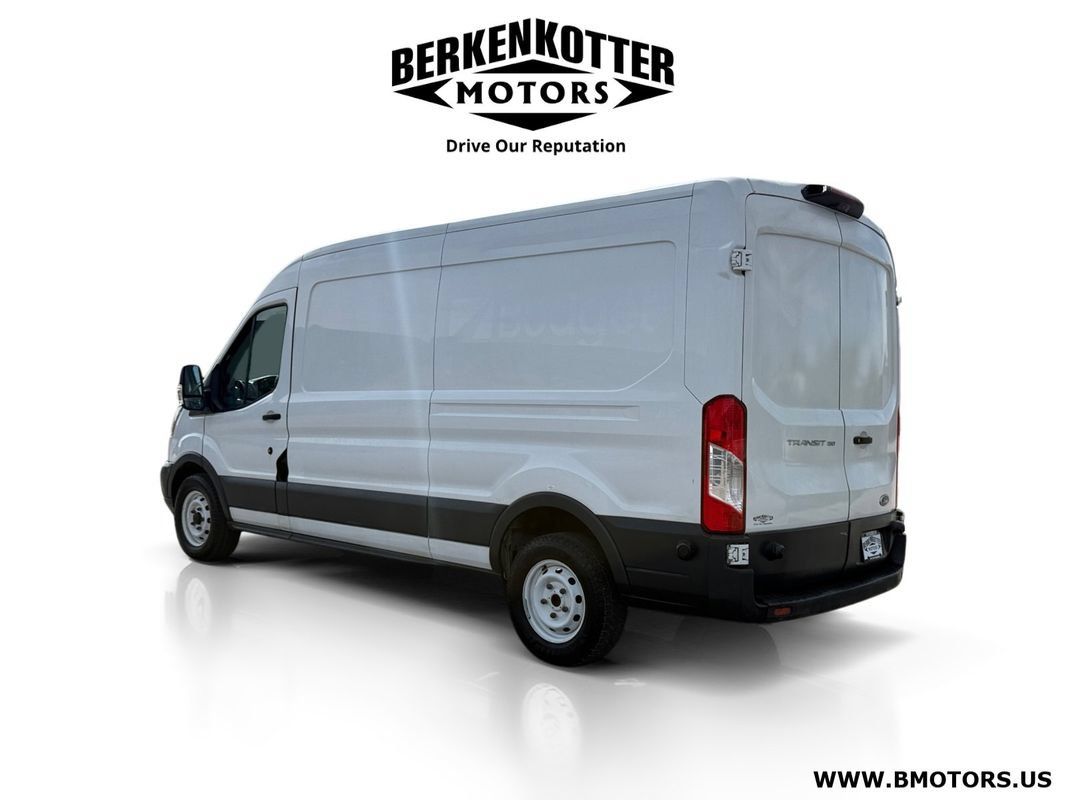 Used 2018 Ford Transit 150 148 Medium Roof RWD image 5