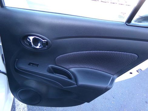 Used 2019 Nissan Versa SV image 31