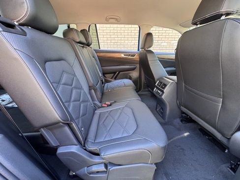 New 2026 Volkswagen Atlas SE image 24