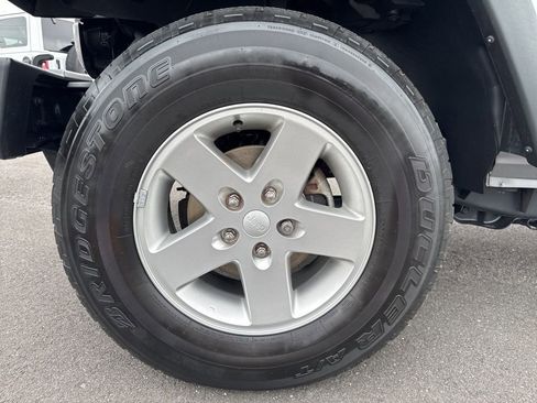 Used 2014 Jeep Wrangler Unlimited Sport w/ Quick Order Package 24S image 14