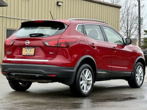 Used 2018 Nissan Rogue Sport SV image 5