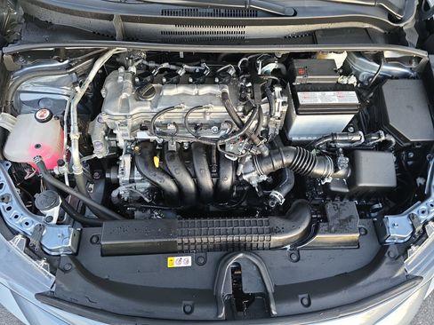 Used 2022 Toyota Corolla LE image 29