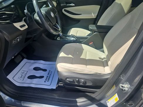 Used 2020 Buick Encore GX Essence w/ Experience Buick Package AWD/4WD image 10
