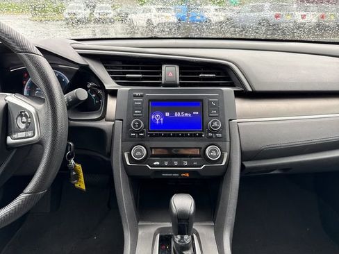 Used 2020 Honda Civic LX image 19