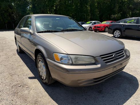 Used 1999 Toyota Camry CE image 5