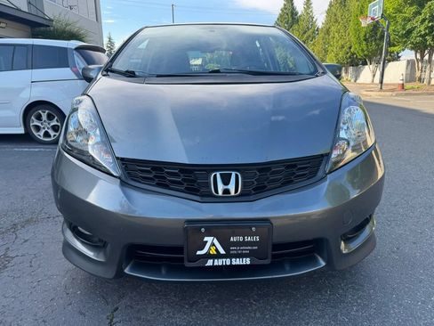 Used 2013 Honda Fit Sport image 3