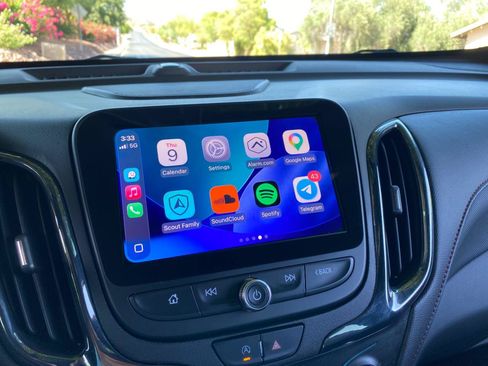 Used 2023 Chevrolet Equinox RS w/ RS Leather Package FWD image 65