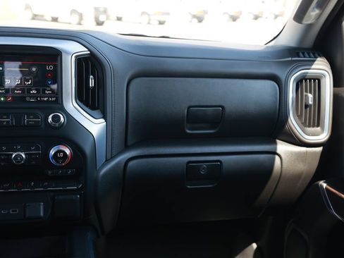 Used 2022 GMC Sierra 1500 SLT w/ SLT Premium Package AWD/4WD image 33