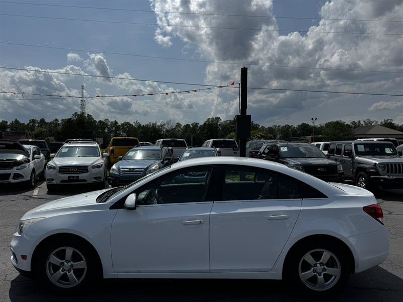 Used 2015 Chevrolet Cruze LT FWD image 5