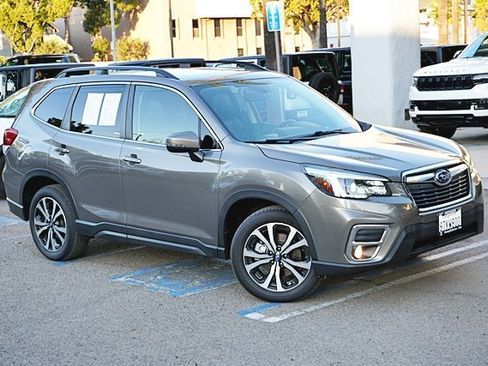Used 2021 Subaru Forester Limited w/ Popular Package #3 image 3