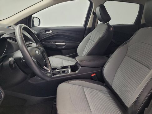 Used 2018 Ford Escape SE w/ SE Sport Appearance Package FWD image 17
