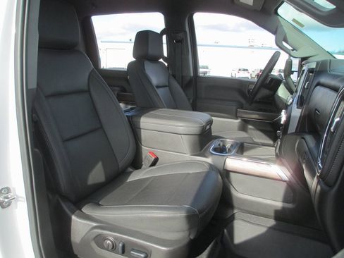 Certified 2023 GMC Sierra 2500 SLT w/ SLT Premium Package image 22