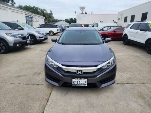 Used 2018 Honda Civic EX image 8