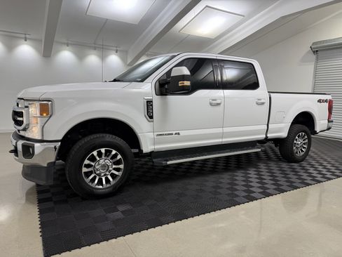 Used 2021 Ford F250 Lariat w/ Lariat Value Package image 3