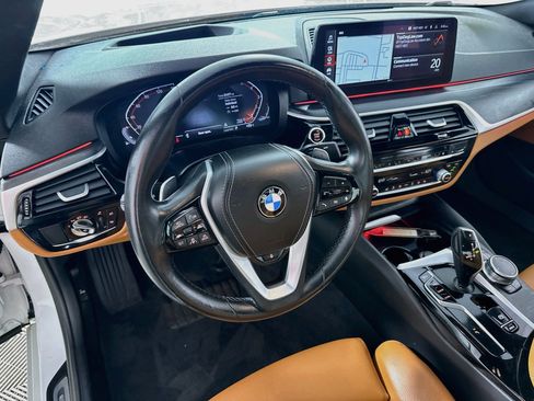 Used 2023 BMW 530i xDrive w/ Premium Package AWD/4WD image 25