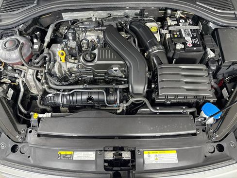 Certified 2023 Volkswagen Jetta SE w/ Panoramic Sunroof Package FWD image 27
