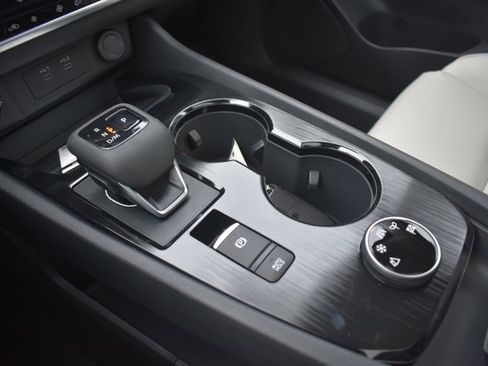 New 2026 Nissan Rogue SV image 28