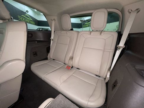 Used 2020 Lincoln Aviator Reserve w/ Equipment Group 201A image 27