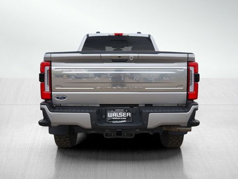 Used 2024 Ford F250 Platinum image 4