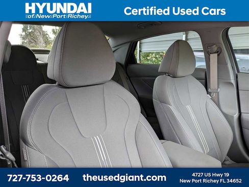 Certified 2024 Hyundai Elantra SEL image 6