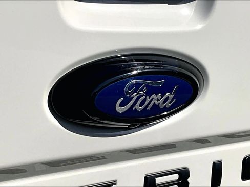 Certified 2024 Ford Maverick Lariat image 31