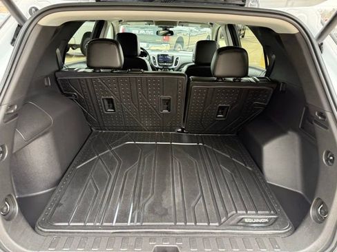 Used 2023 Chevrolet Equinox Premier w/ LPO, Floor Liner Package image 24