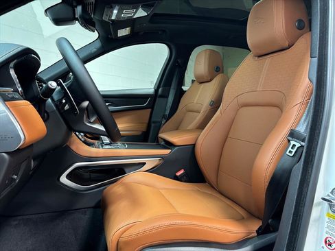 New 2026 Jaguar F-PACE R-Dynamic S image 21